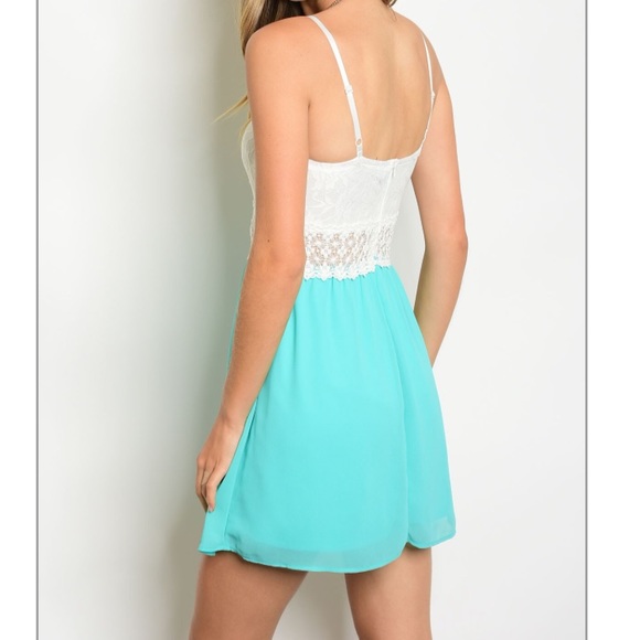 Sale Crochet Dress w Peek-a-Boo lace mid-section - Picture 2 of 3